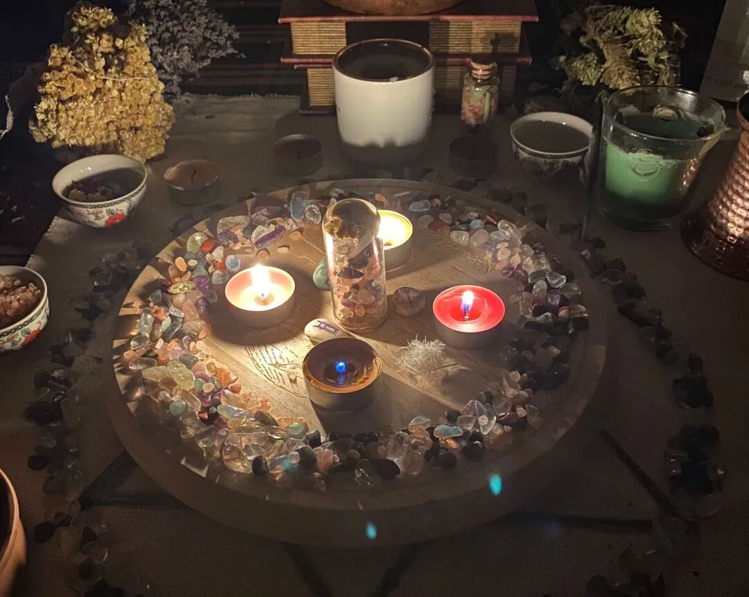 "joya Translation" Witch Dictionary: The magical correspondence of all things (plants, minerals, time, animals, etc.) #4